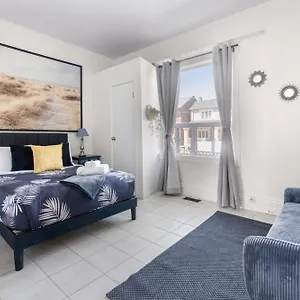 https://bedroom-in-the-corso-italia-neighbourhood.niagara-fallshotels.com
